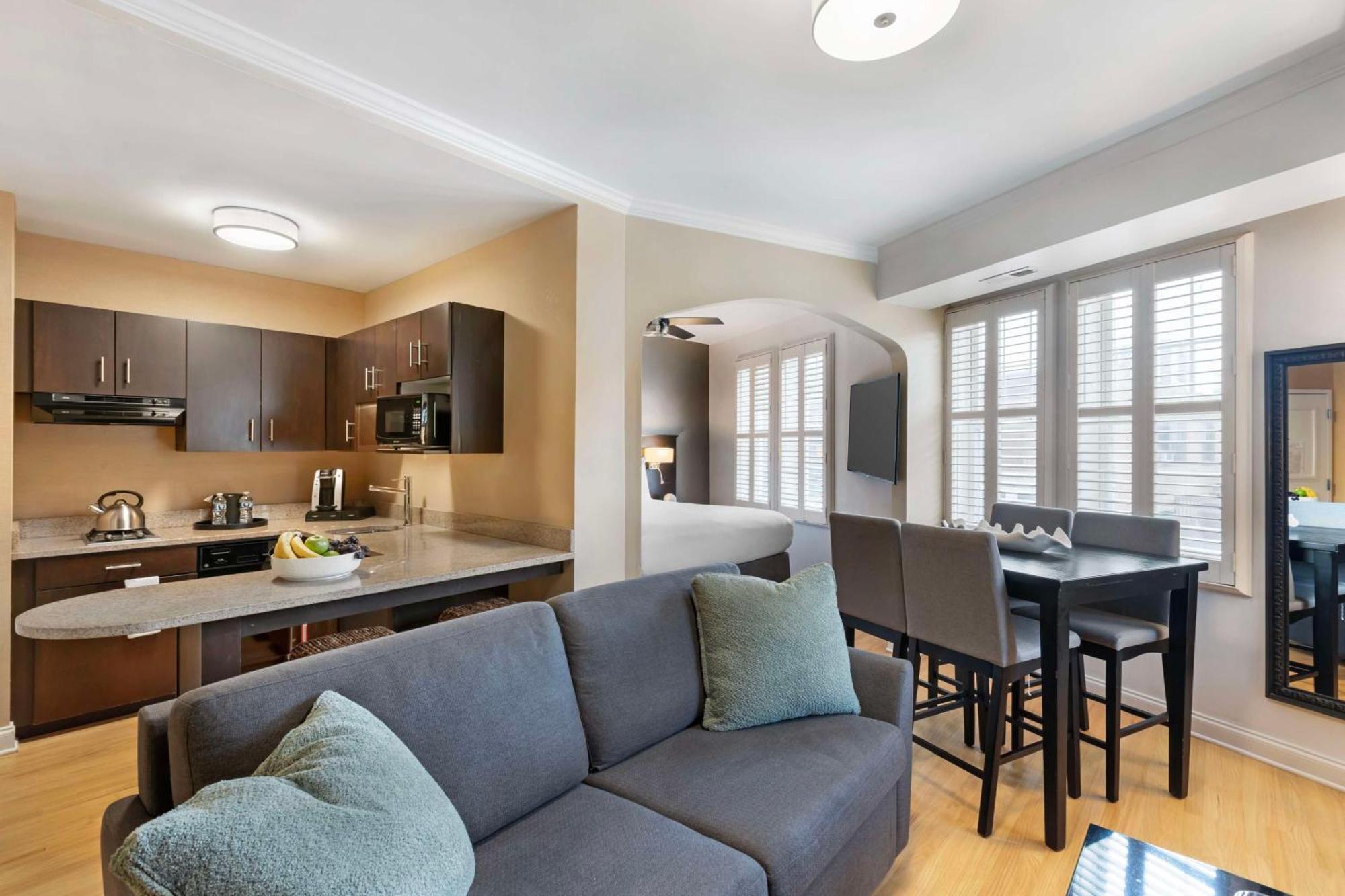Best Western Plus Hawthorne Terrace Hotel Chicago Buitenkant foto